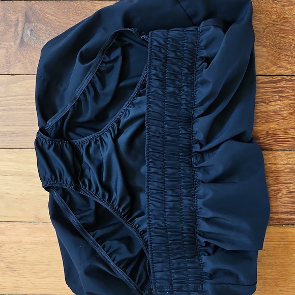 Nike Women's Black Dri-Fit Athletic Shorts Size Small - Picture 4 of 6